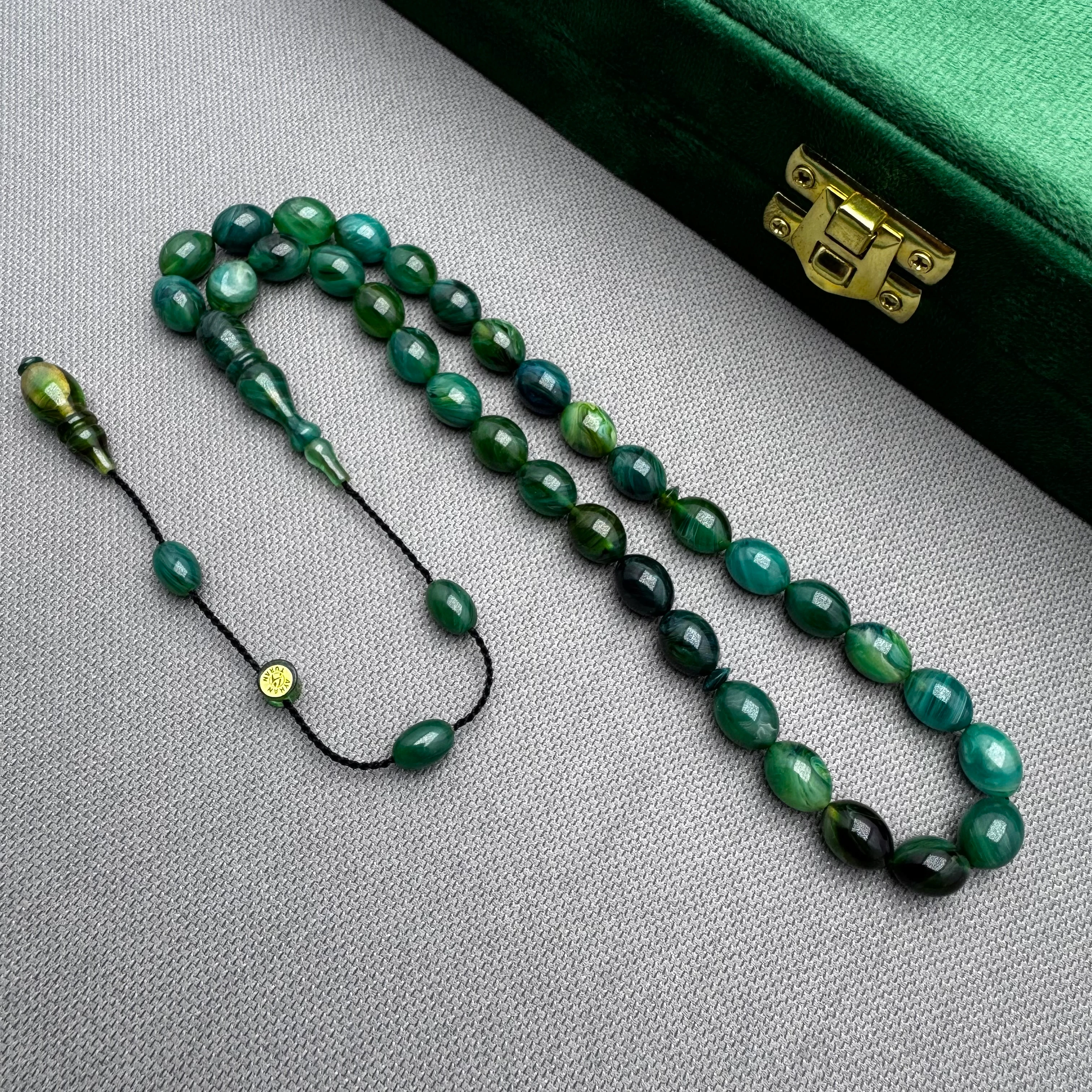 Ayhan TURAN Usta İşçilikli Kamuflaj Yeşil Yoğun Hareli Beyzi Kesim Ateş Kehribar Tespih